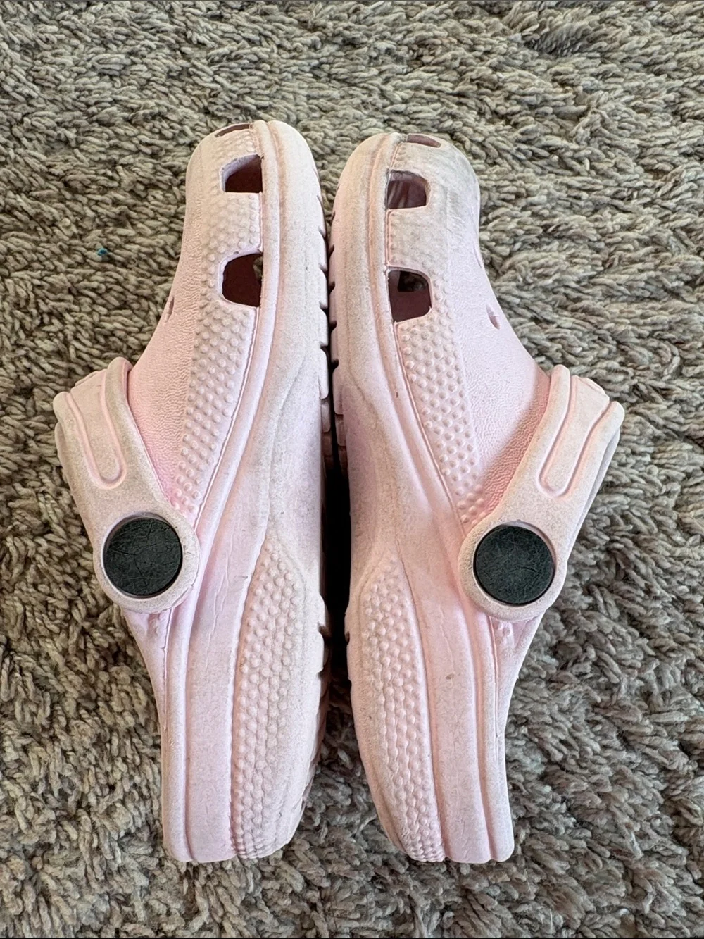 $5💃 CROCS Kids Classic Clog in Pale Pink